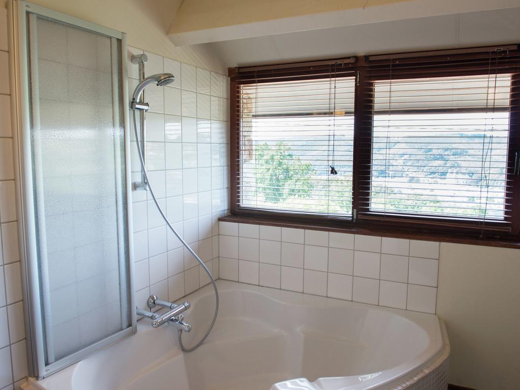 Luxury Apartment In Malmedy With Bubble Bath Ngoại thất bức ảnh